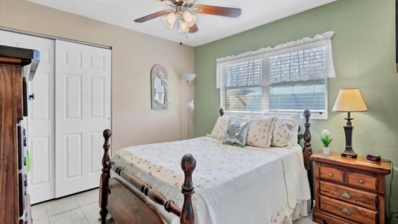 Photo of Bedroom in Gulf Cove