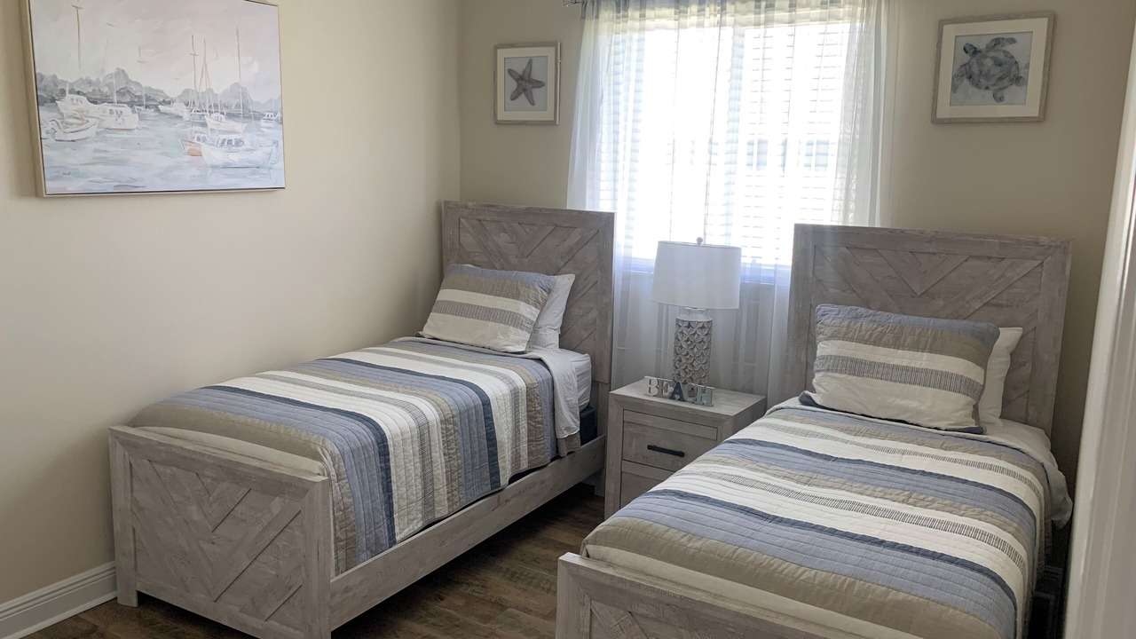 Photo of Bedroom in Englewood East