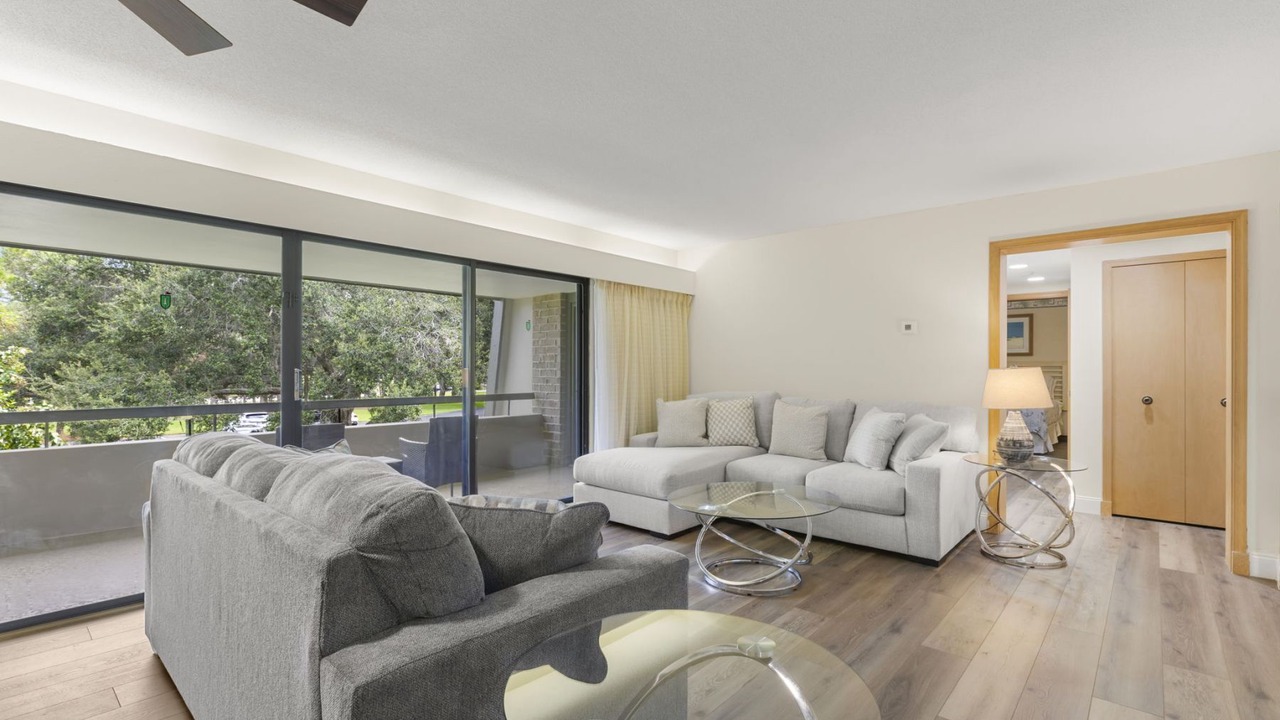 Photo of Livingroom in Palm Harbor