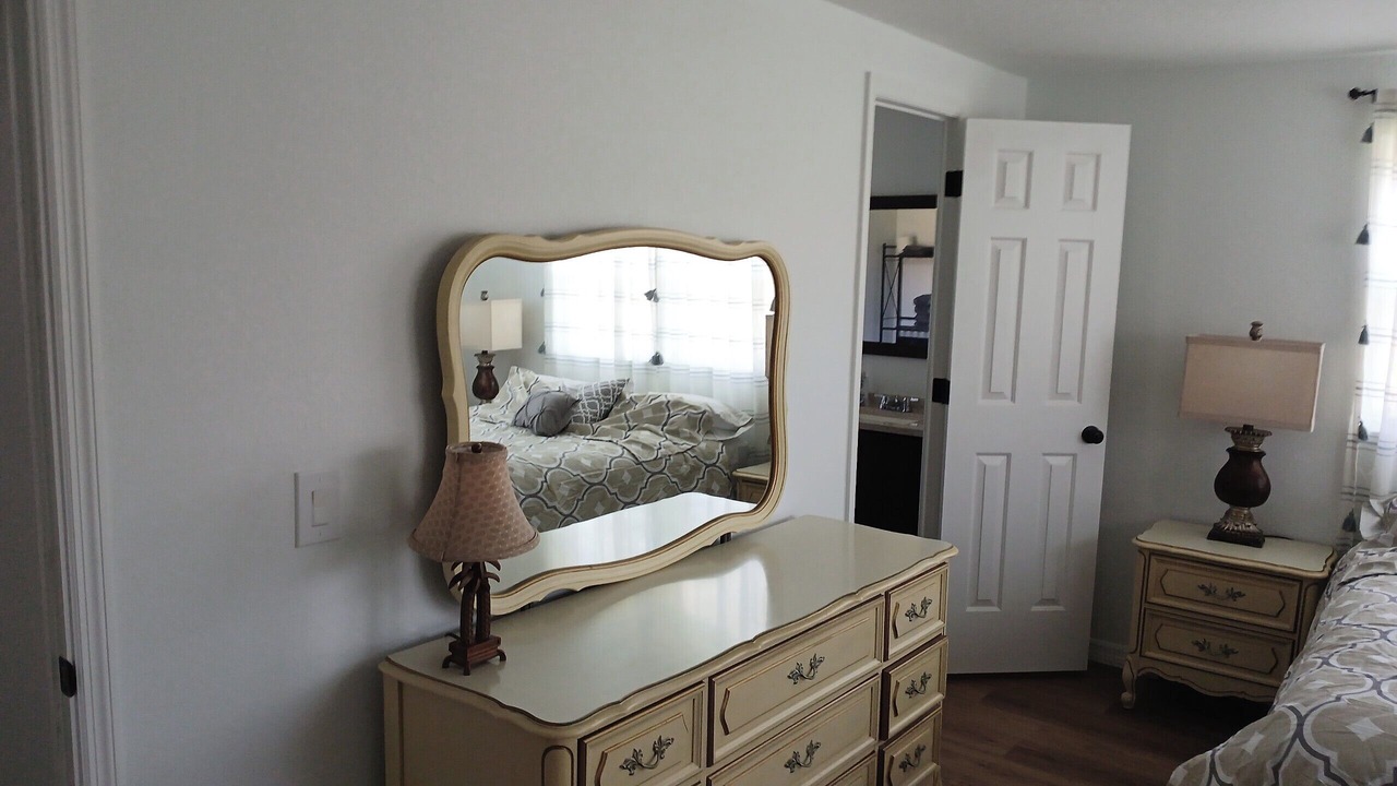 Photo of Bedroom in Grove City