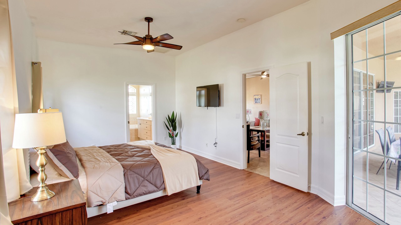 Photo of Bedroom in Diplomat
