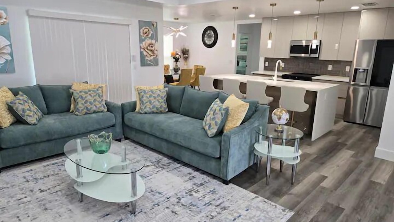 Photo of Livingroom in Mariner