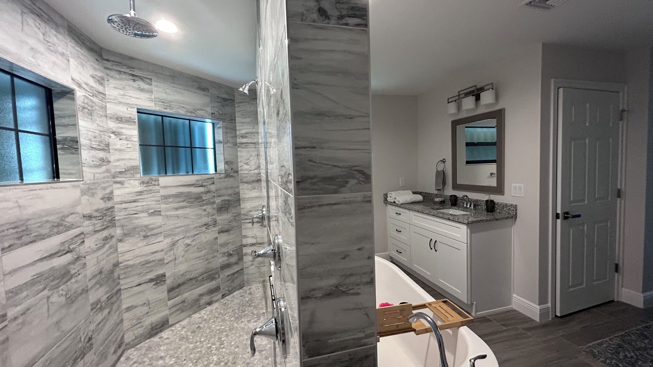 Photo of Bathroom in Mariner