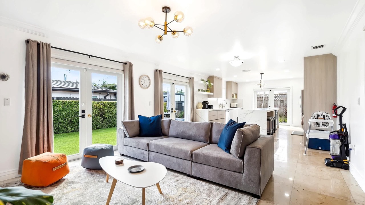 Photo of Livingroom in Coral Terrace