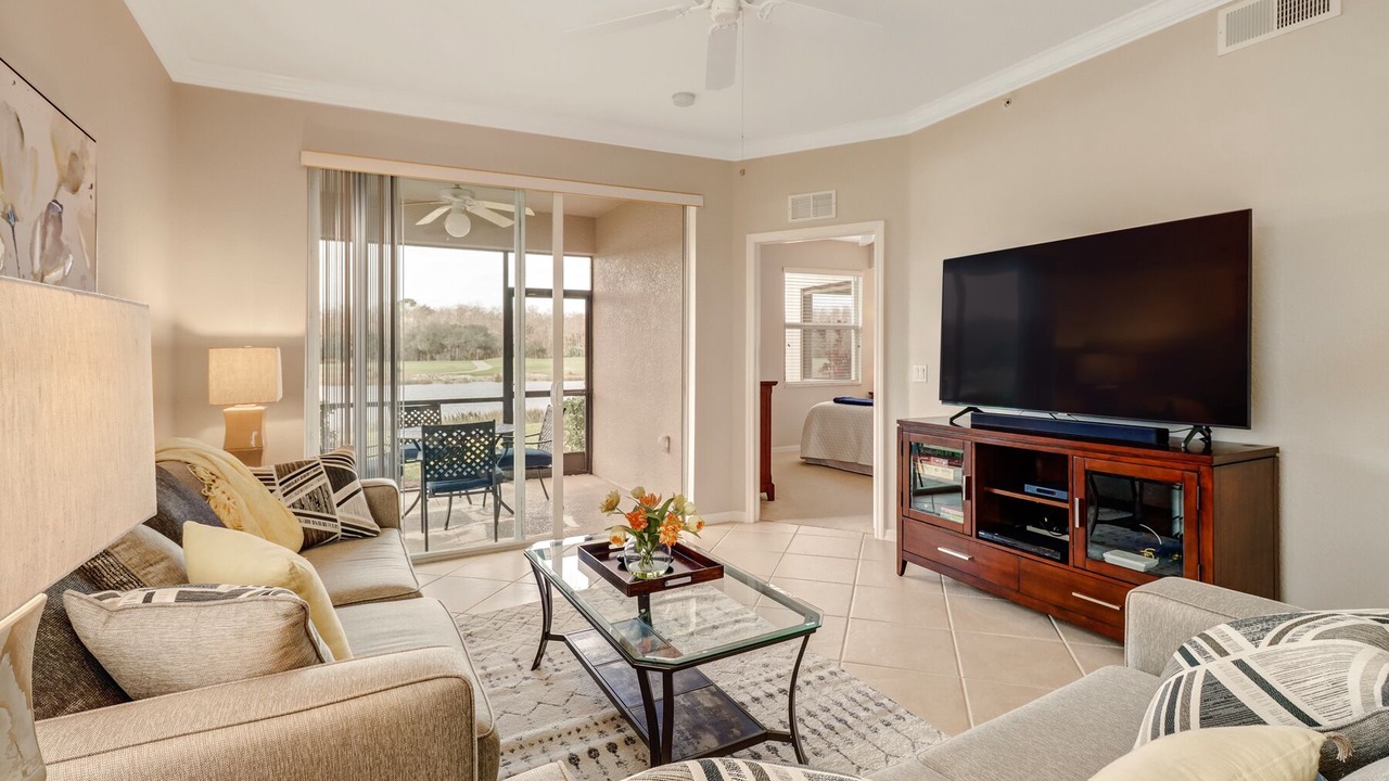 Photo of Livingroom in Naples