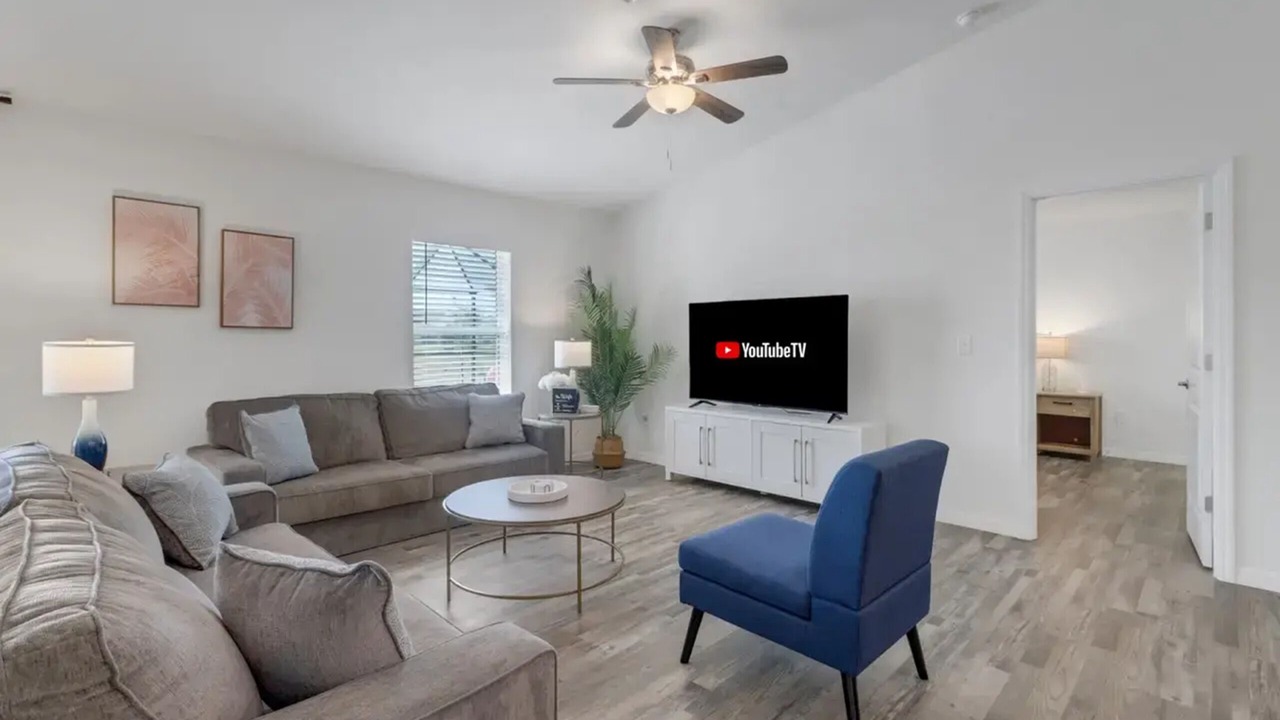 Photo of Livingroom in Mariner