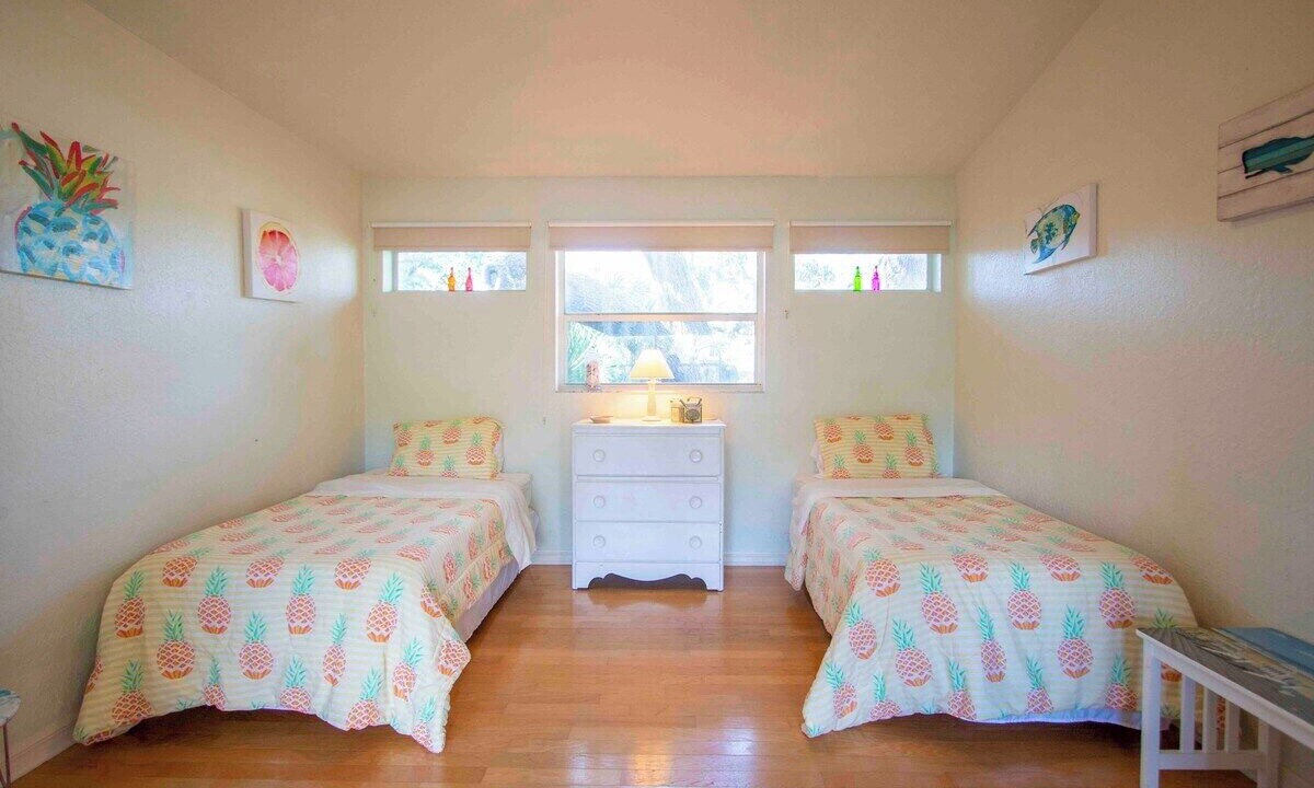 Photo of Bedroom in Crystal Beach