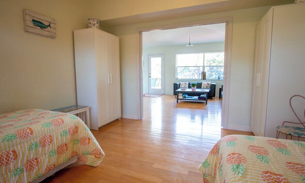 Photo of Bedroom in Crystal Beach