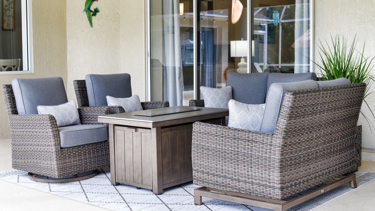 Photo of Patio Balcony in Long Meadow