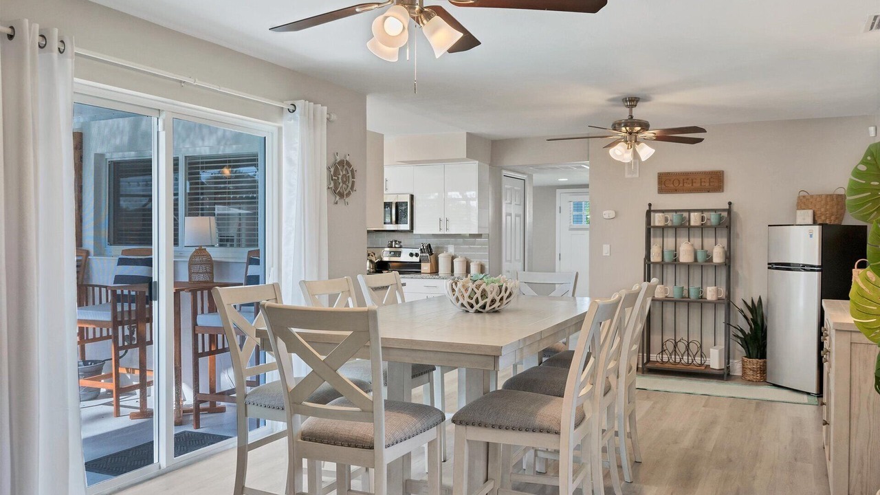 Photo of Bedroom in Caloosahatchee