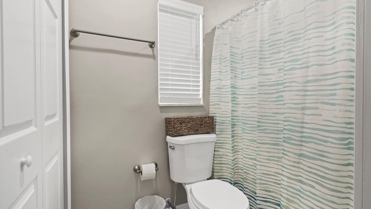 Photo of Bathroom in Caloosahatchee