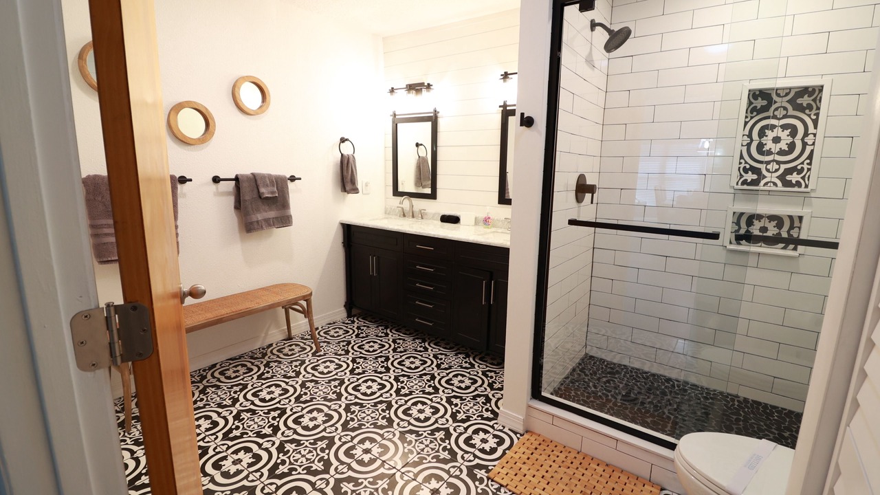 Photo of Bathroom in Englewood