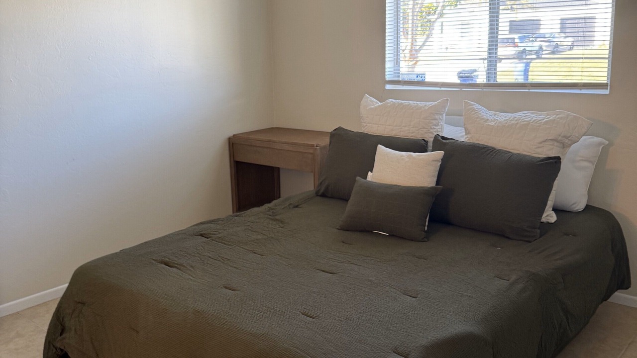 Photo of Bedroom in San Carlos Park