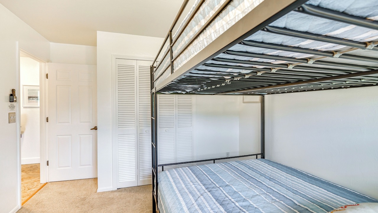 Photo of Bedroom in Lochmoor Waterway Estates