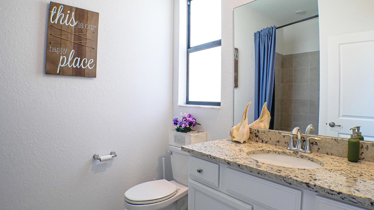 Photo of Bathroom in River Hall