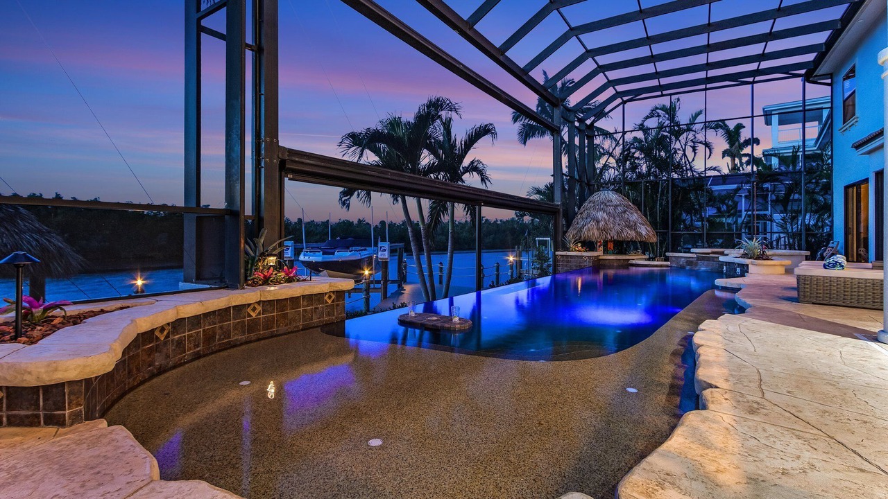 Photo of Outdoor in Pelican