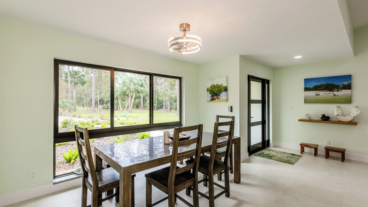 Photo of Livingroom in Naples