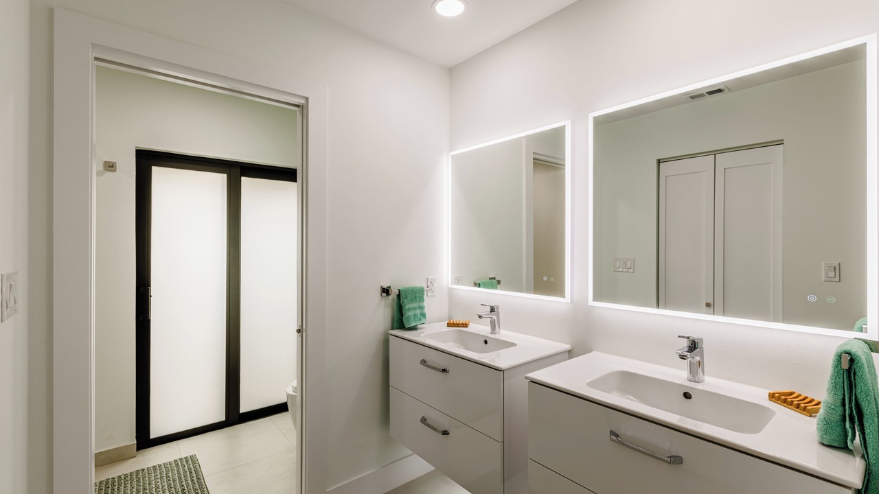 Photo of Bathroom in Naples