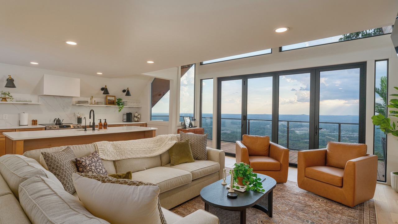 Photo of Livingroom in Greenville