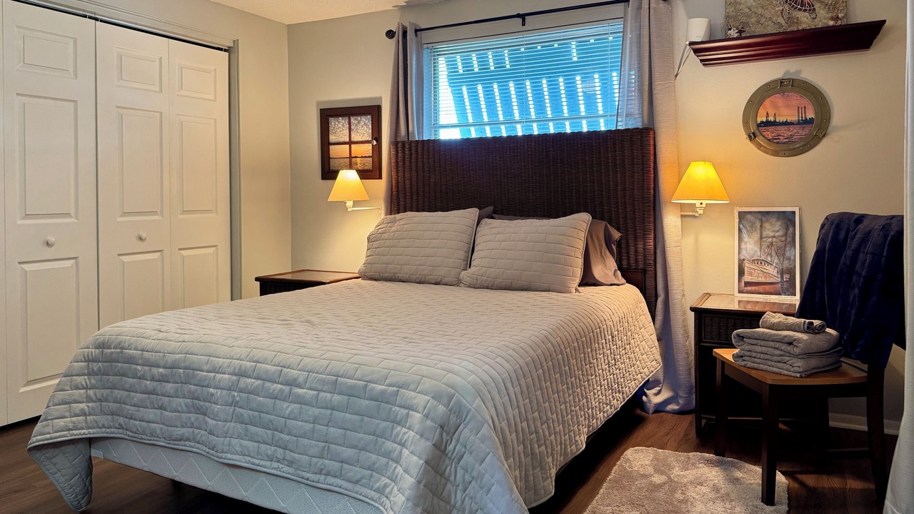 Photo of Bedroom in Gulf Cove