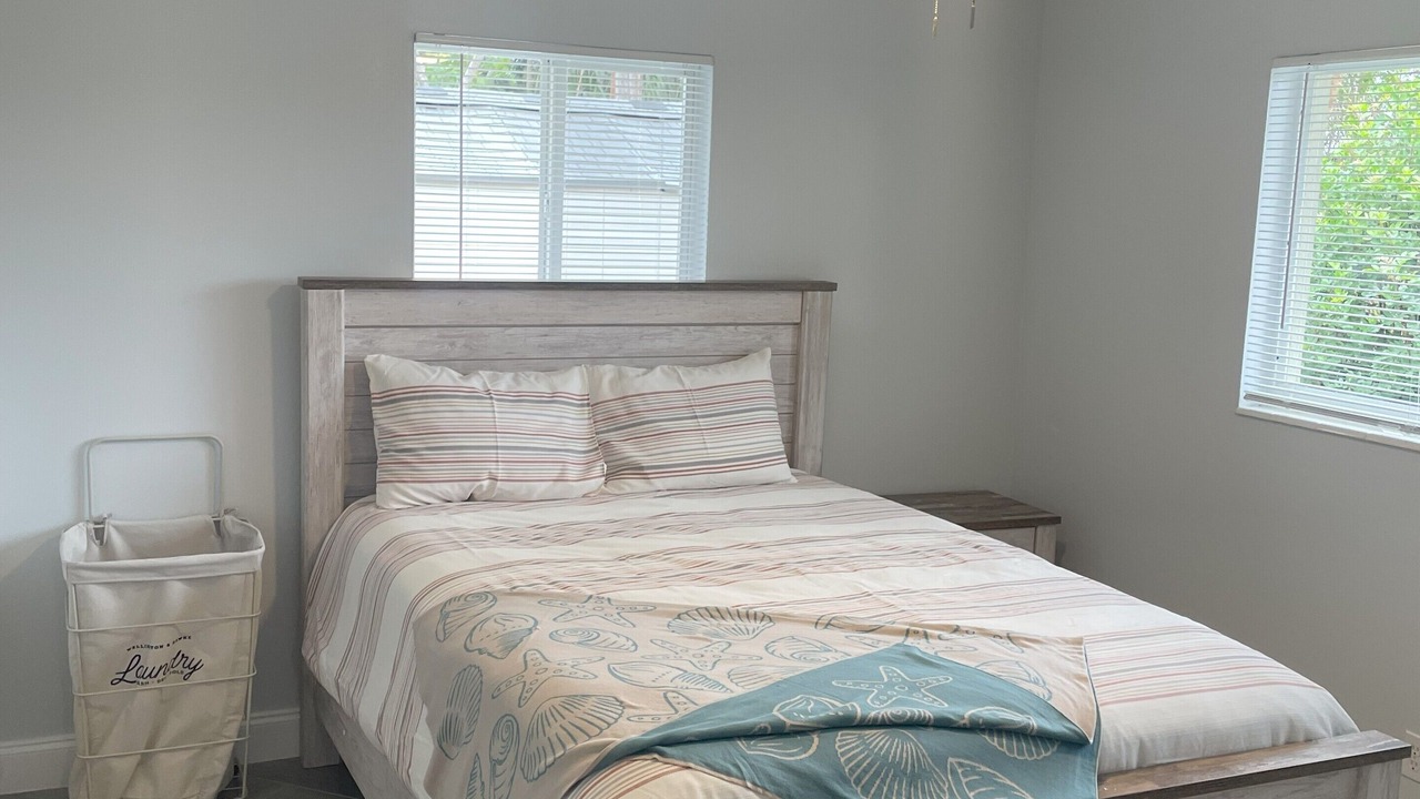 Photo of Bedroom in Warm Mineral Springs