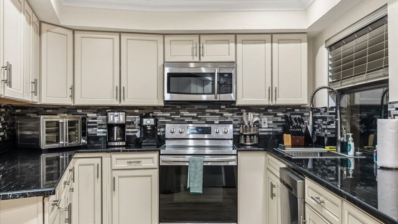Photo of Kitchen in Westlake Village