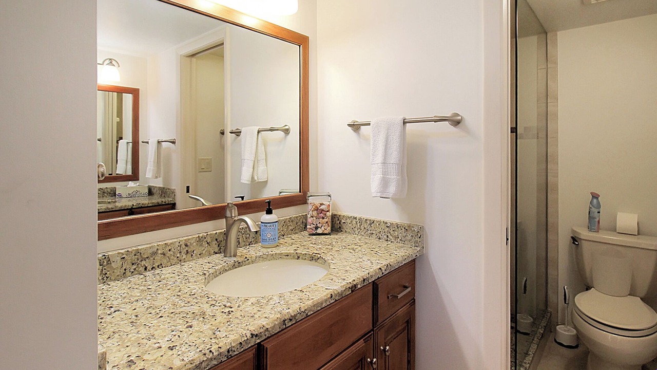 Photo of Bathroom in Englewood