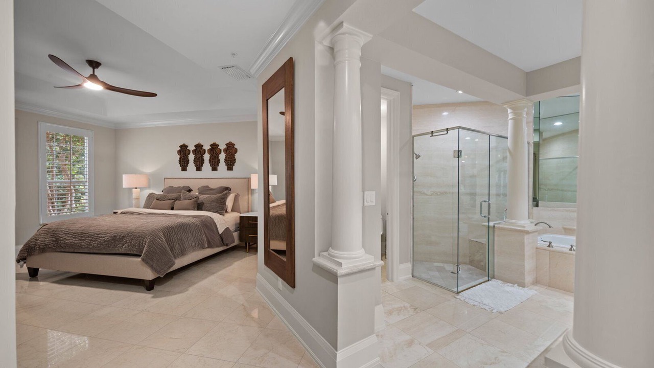 Photo of Bedroom in Park Shore