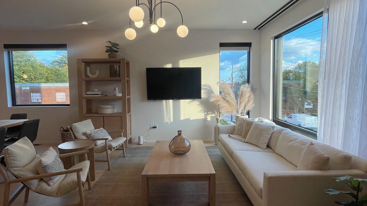 Photo of Livingroom in Greenville Downtown