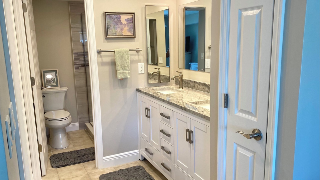 Photo of Bathroom in Yacht Club
