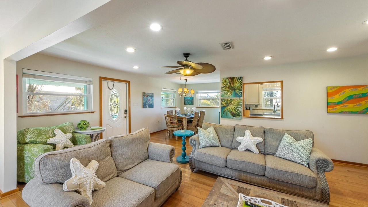 Photo of Livingroom in Anna Maria