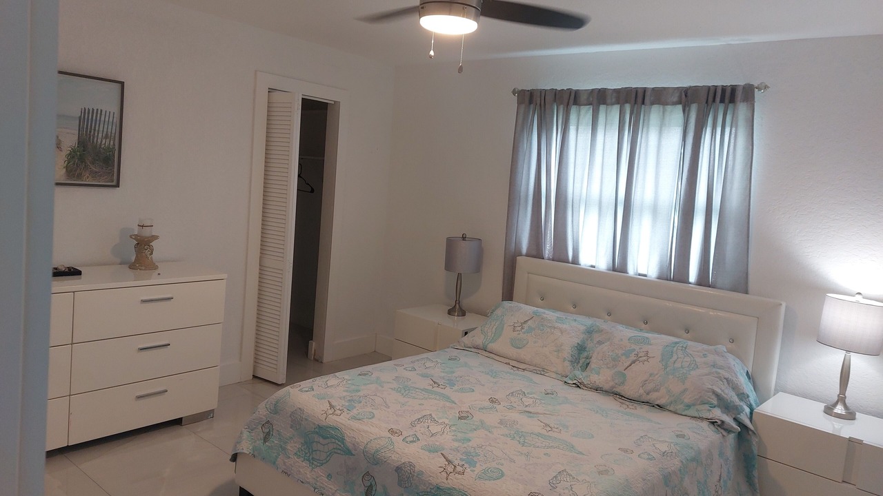Photo of Bedroom in Caloosahatchee
