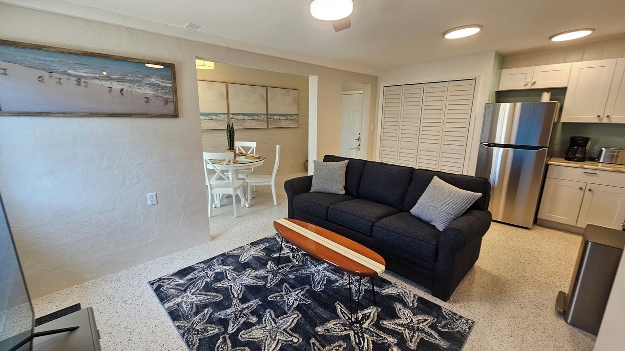 Photo of Livingroom in Englewood