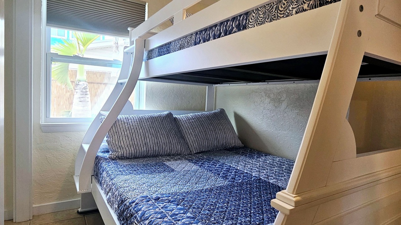 Photo of Bedroom in Englewood