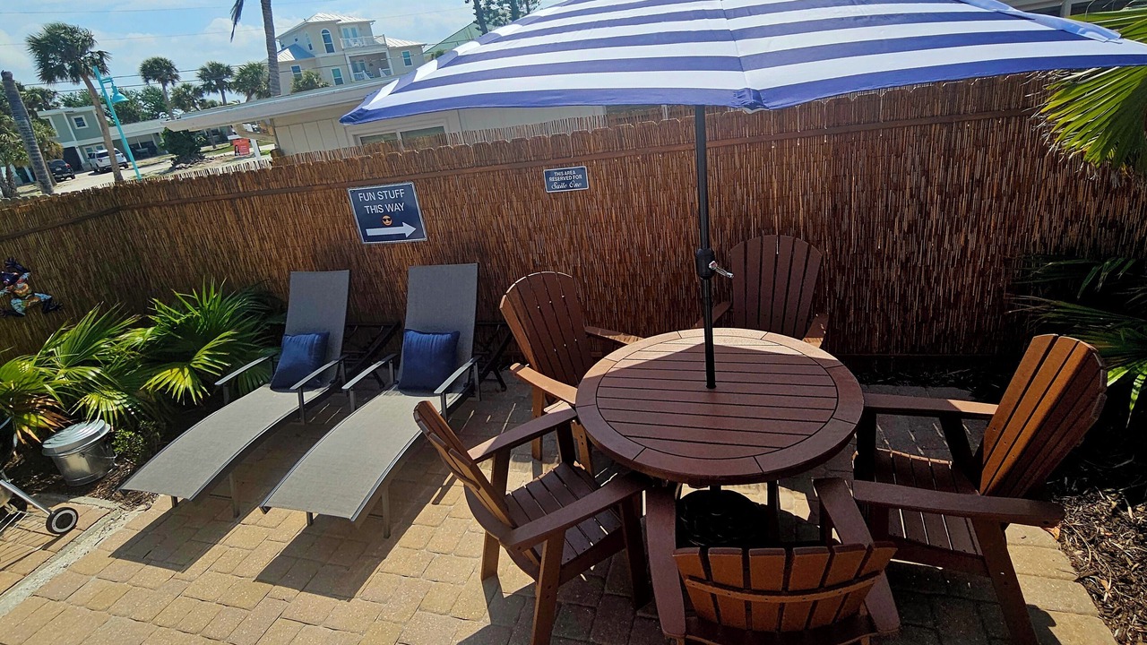 Photo of Outdoor in Englewood