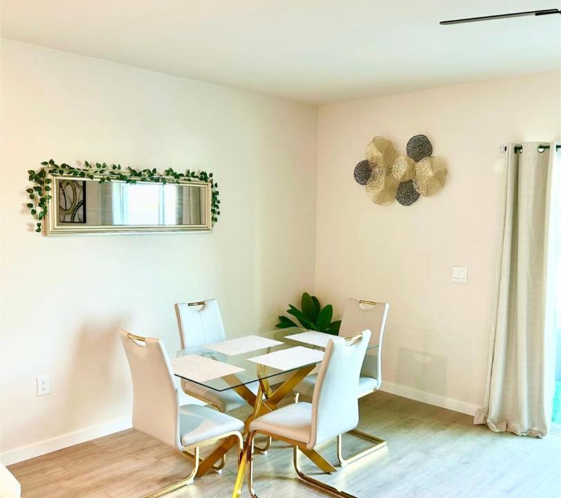 Photo of Livingroom in Fort Myers