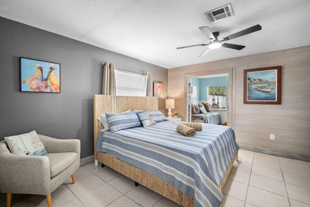 Photo of Bedroom in Naples Park