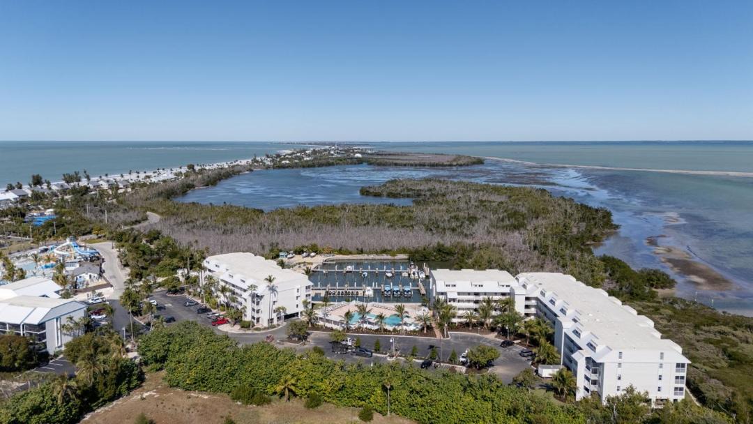Photo of Others in Captiva