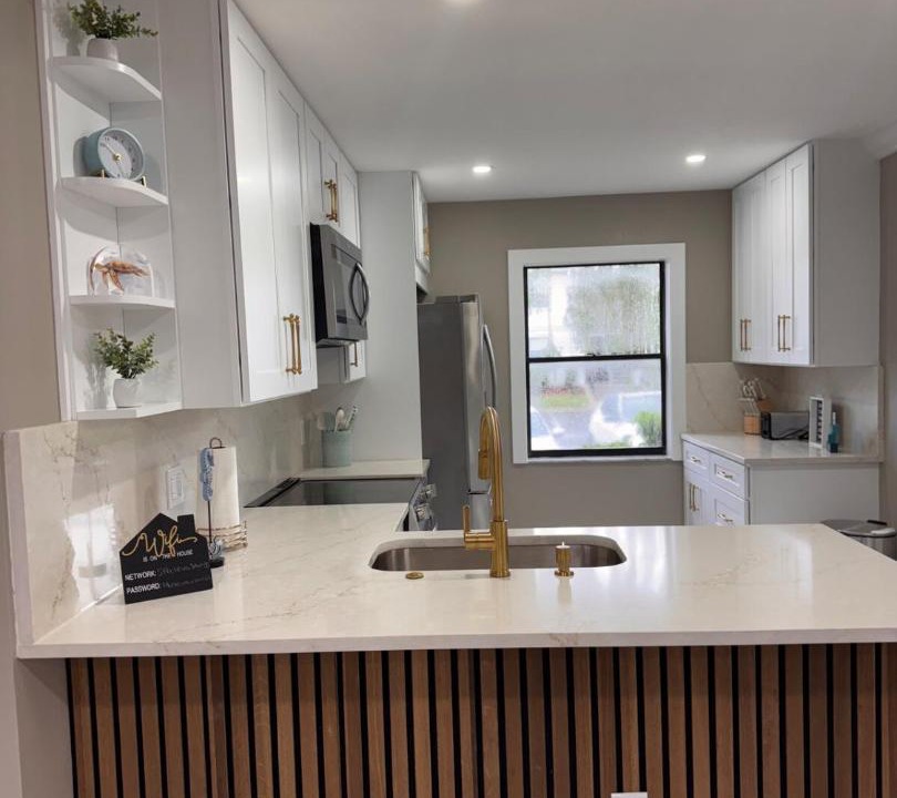 Photo of Kitchen in East Lake Woodlands