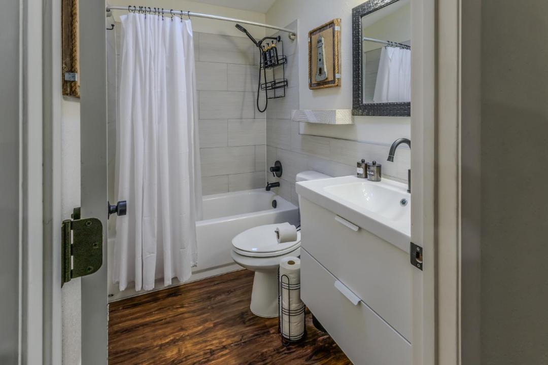 Photo of Bathroom in South Venice