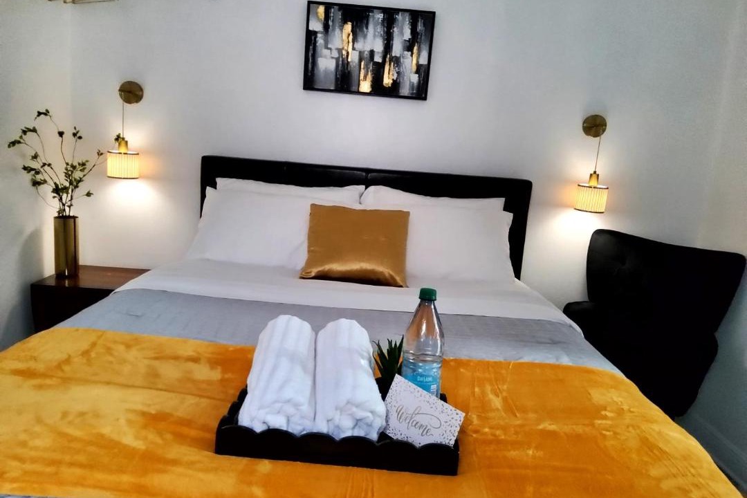 Photo of Bedroom in Bearss Plaza