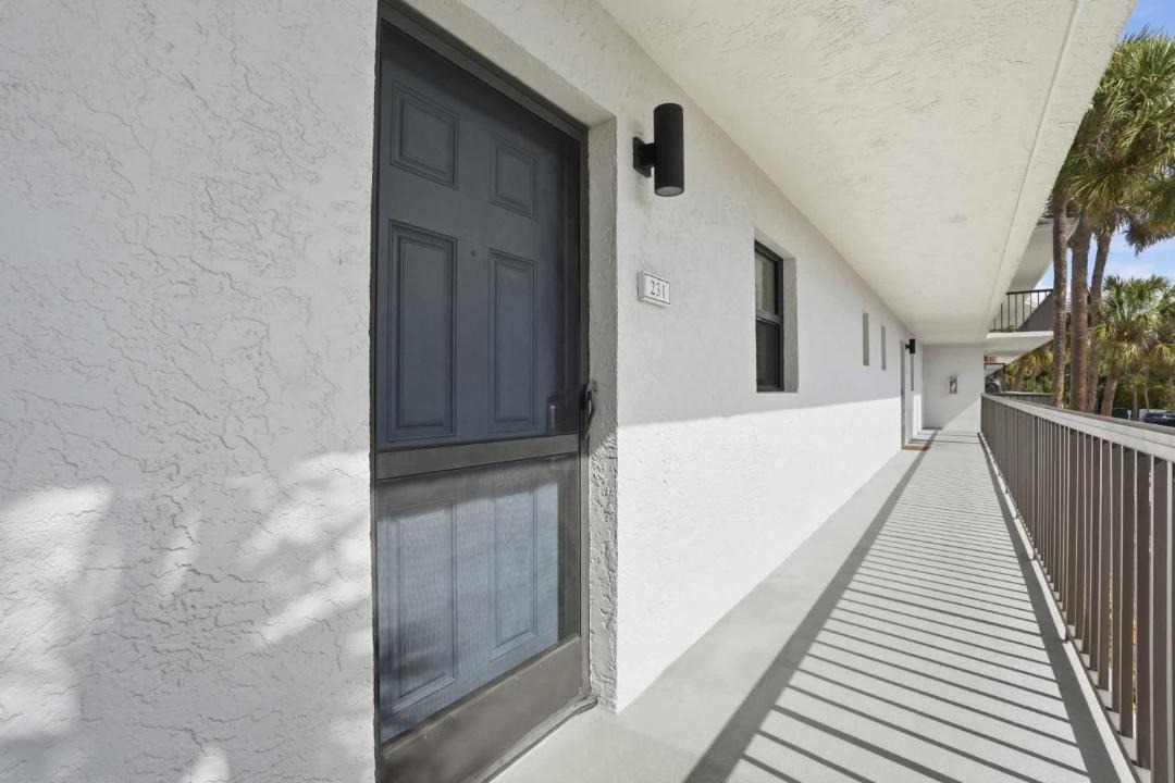 Photo of Patio Balcony in Park Shore