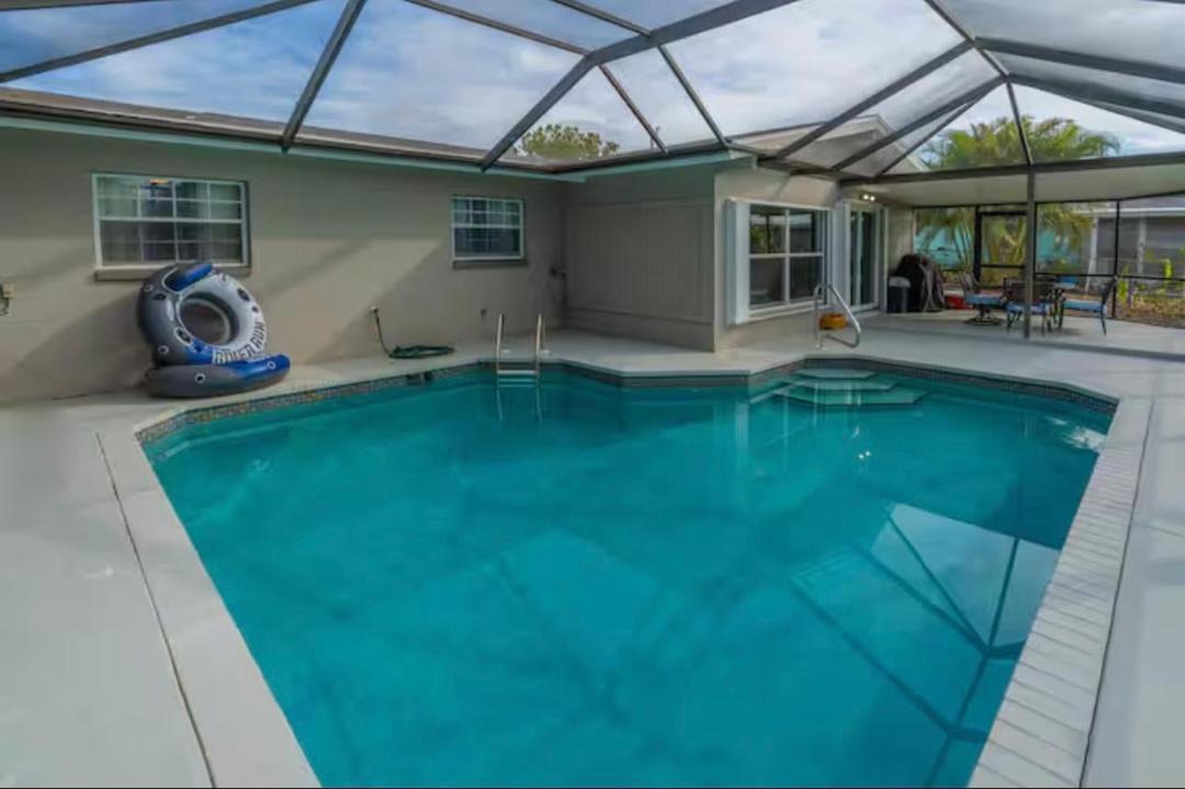 Photo of Others in Lochmoor Waterway Estates