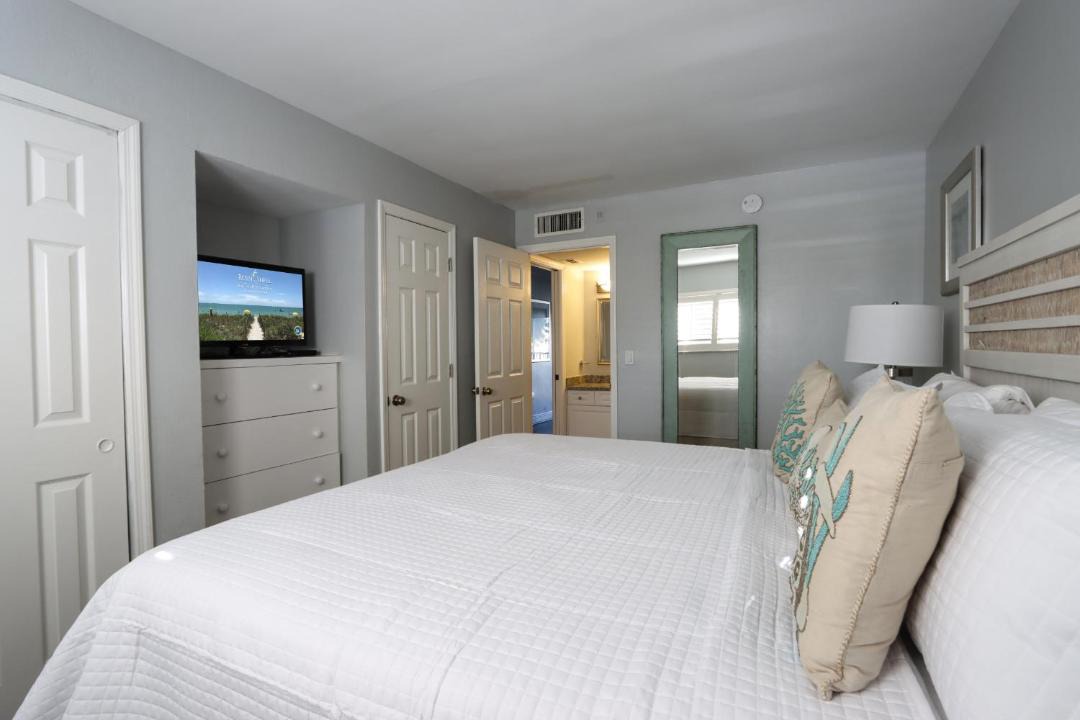 Photo of Bedroom in Captiva