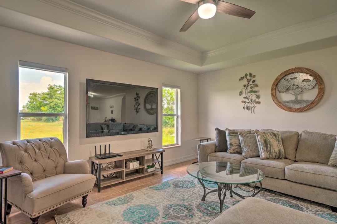 Photo of Livingroom in Mariner