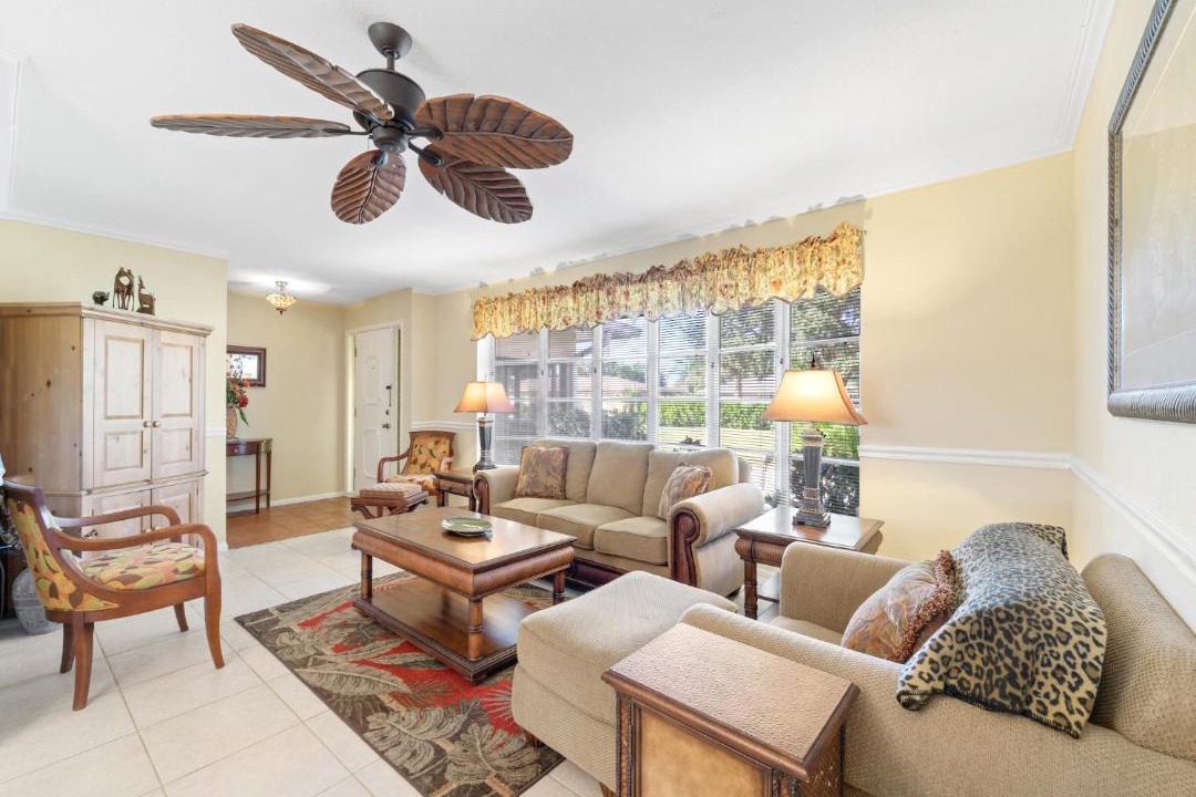 Photo of Livingroom in Venice Gardens
