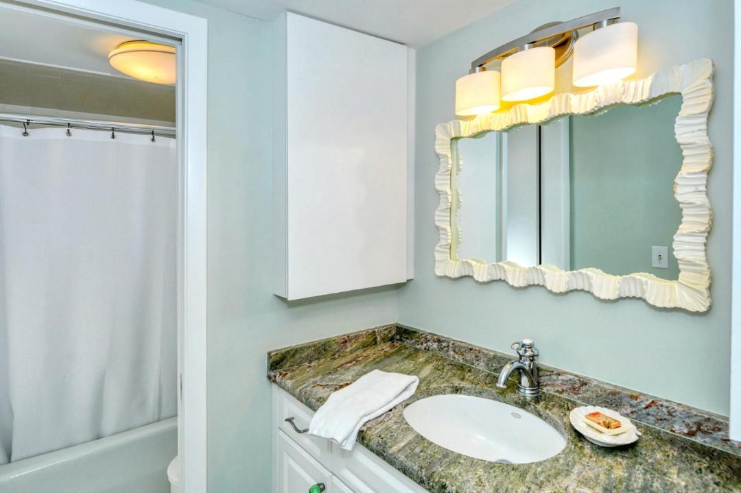Photo of Bathroom in Longboat Key