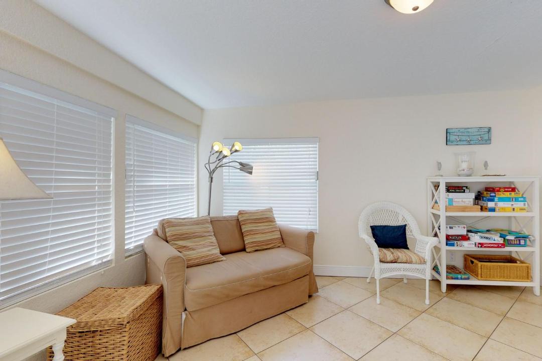 Photo of Livingroom in Holmes Beach