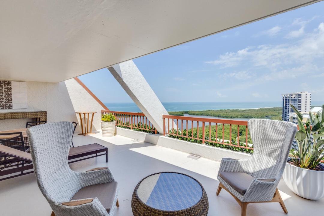 Photo of Patio Balcony in Pelican Bay