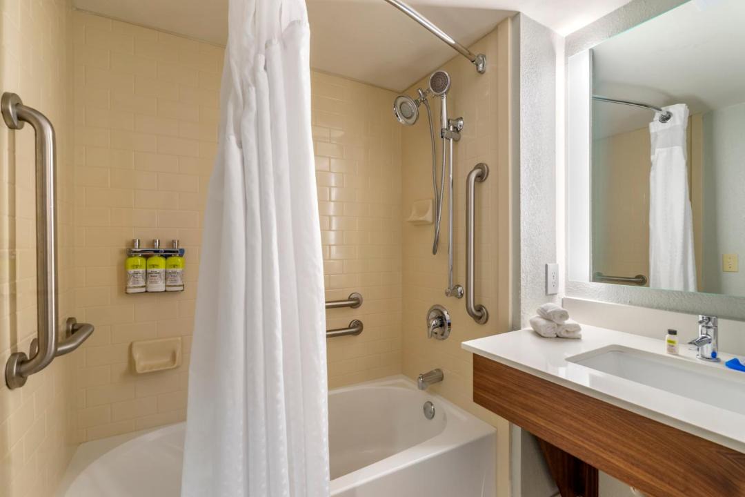 Photo of Bathroom in Caloosahatchee